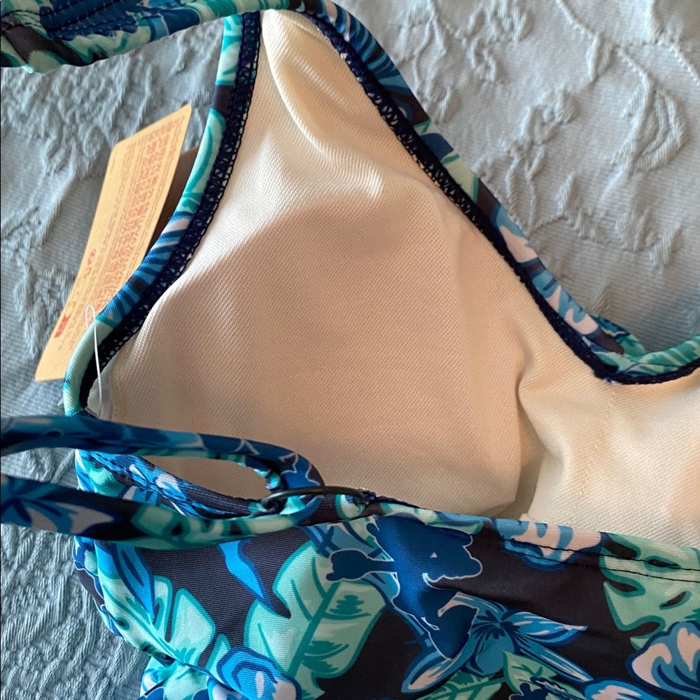 Women’s Disney Store swimsuit Mickey Mouse size XS - Picture 8 of 11